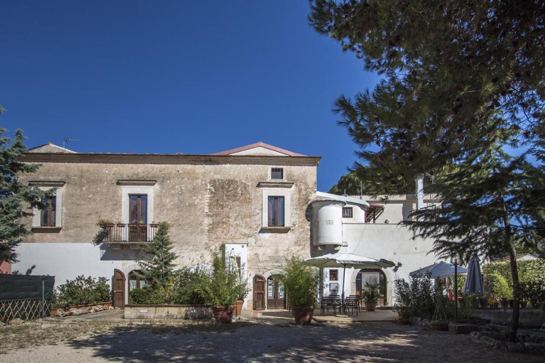 Masseria Citulo Il Pino Grande Villa Castel Del Monte  Bagian luar foto